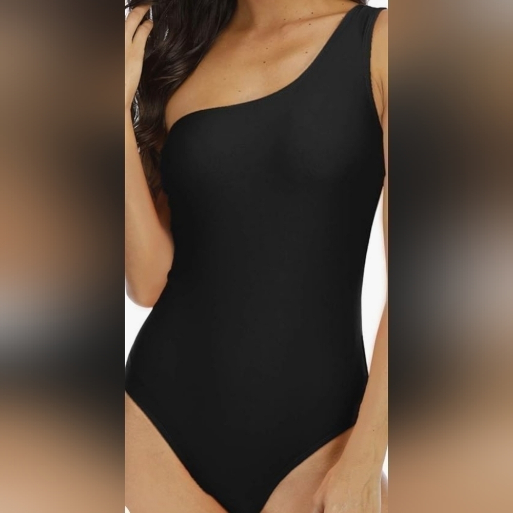 117.🆕 Small Sexy One Shoulder, Black One Piece Swimsuit NWOT
